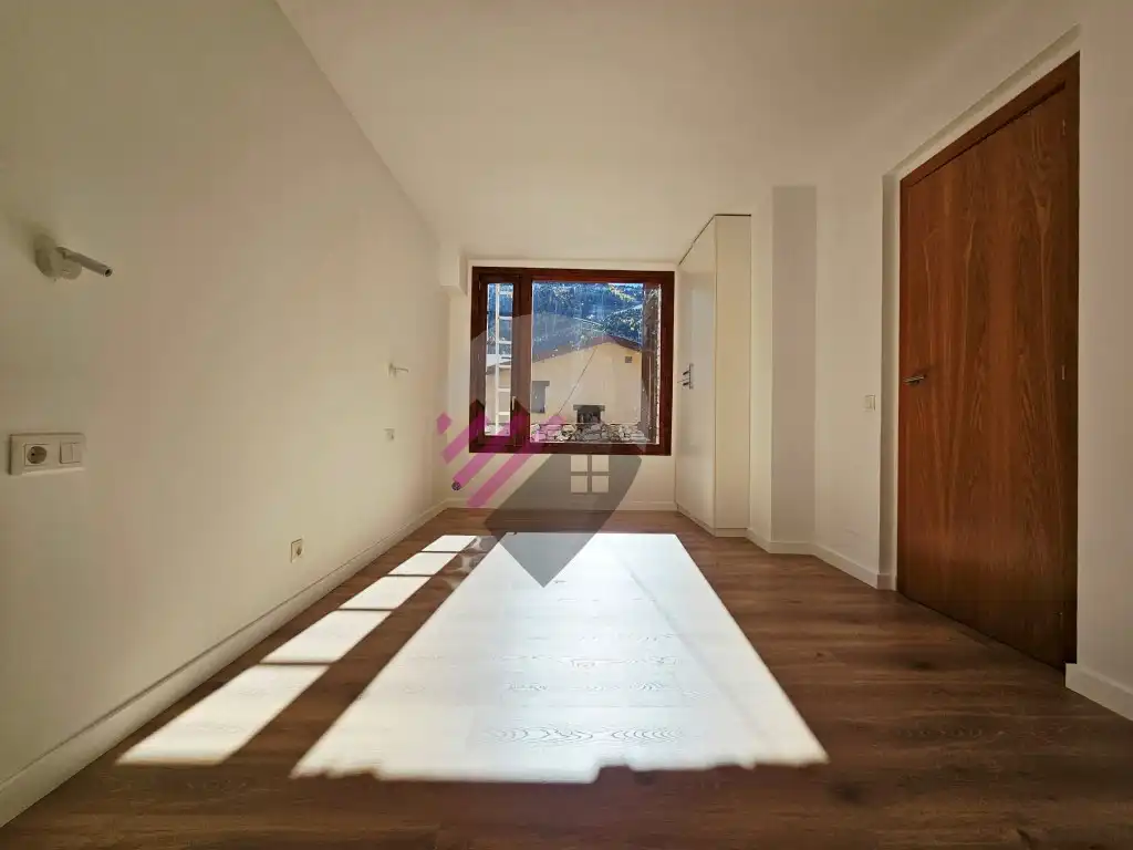2-bedroom flat for sale in El Tarter, Canillo · 11 of 36