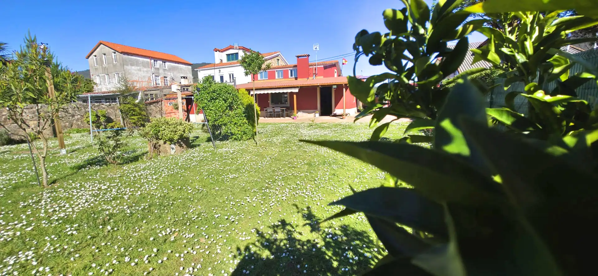 Einfamilien-Reihenhaus zum Verkauf in Aldea Santa María, Neda