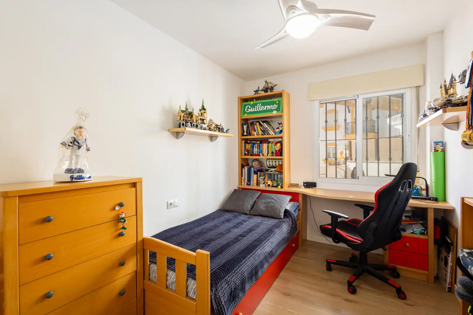 Schlafzimmer von Wohnungen zum Verkauf in Marbella mit Klimaanlage, Terrasse und Möbliert