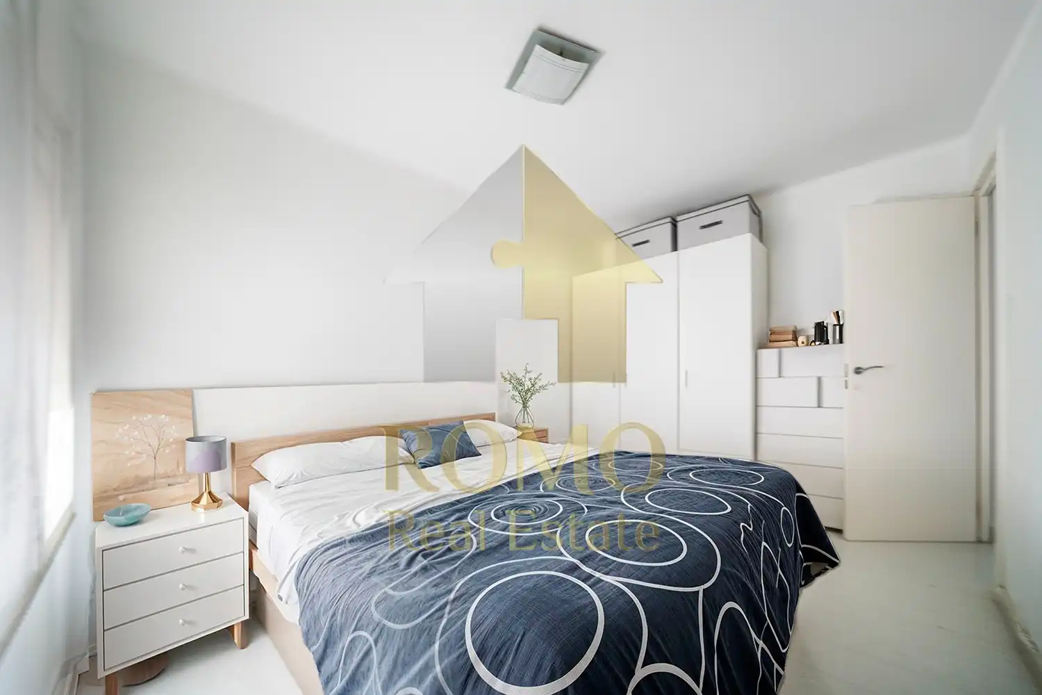 Schlafzimmer von Dachboden zum Verkauf in Barberà del Vallès mit Terrasse und Balkon