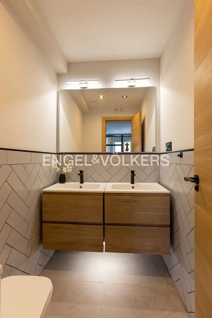 Bathroom of Flat for rent in Madrid  with Air Conditioner, Heating and Terrace
