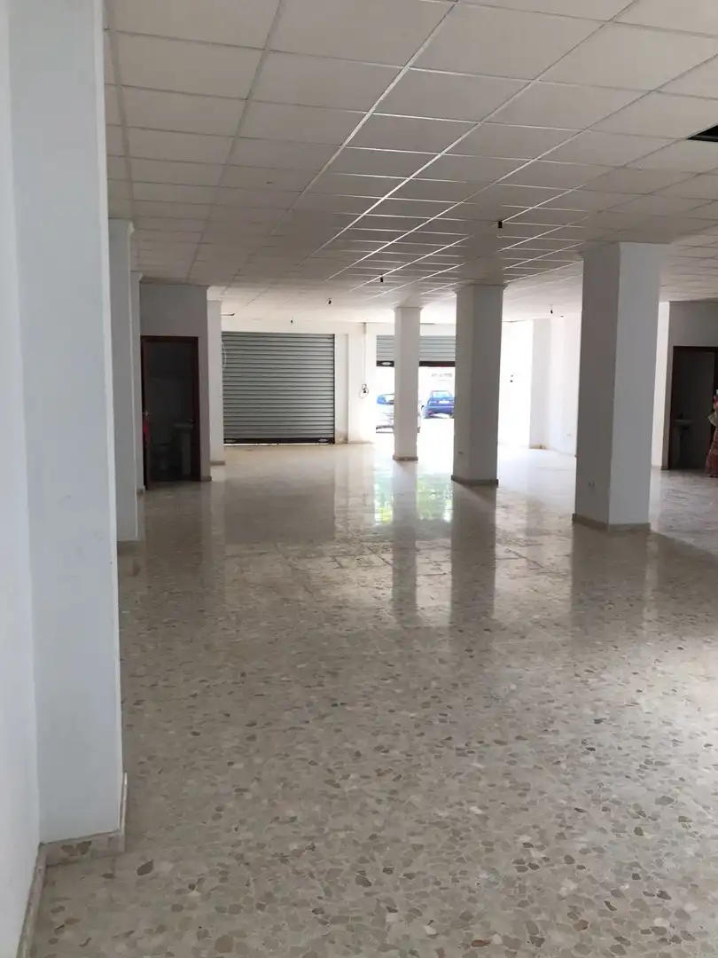 Gewerbefläche zum Verkauf in Avenida PORTUGAL