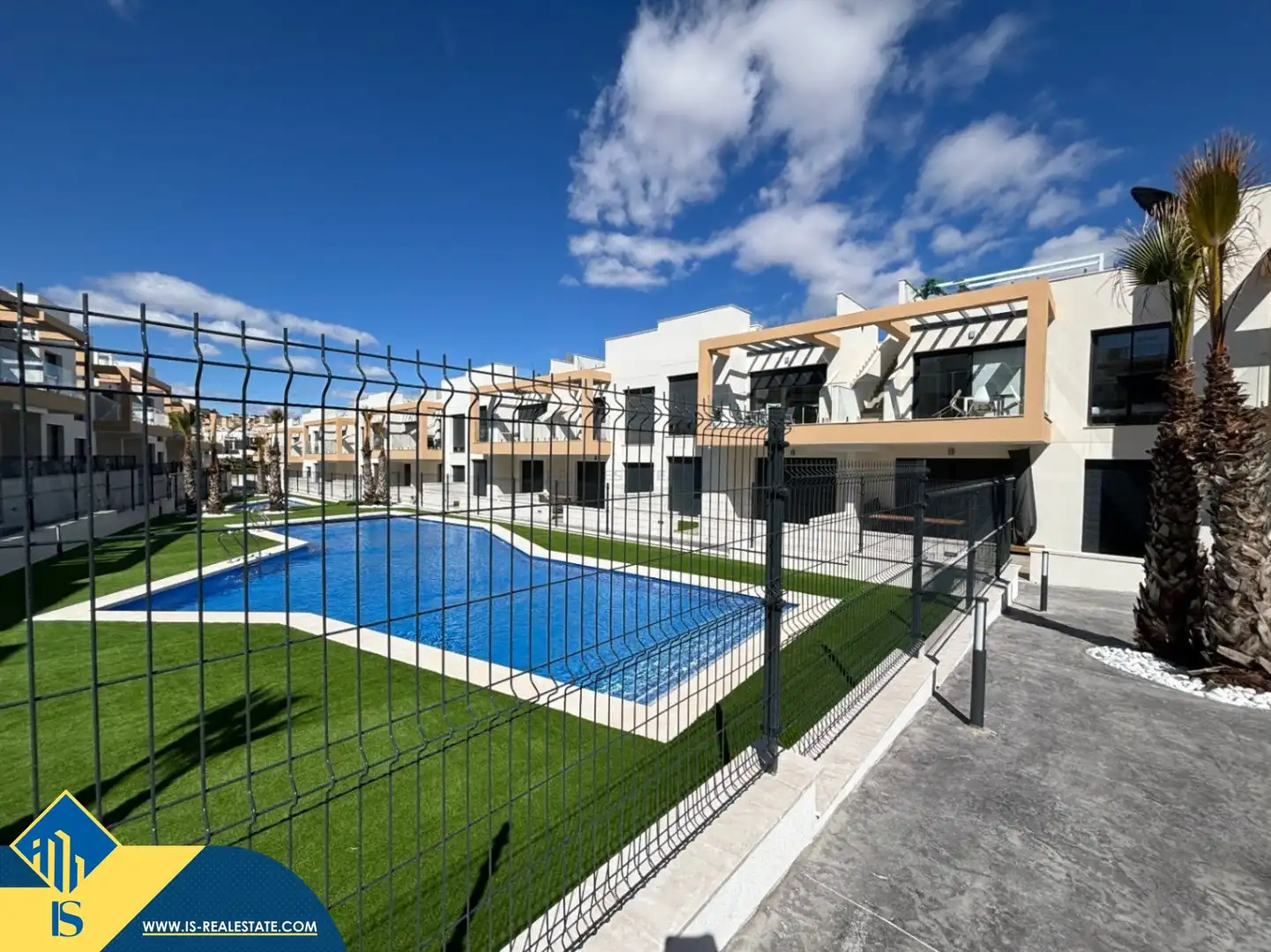 Swimming pool of Flat for sale in Orihuela  with Terrace, Furnished and Oven