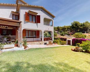 Jardí de Casa adosada en venda en Benicasim / Benicàssim amb Calefacció, Jardí privat i Terrassa
