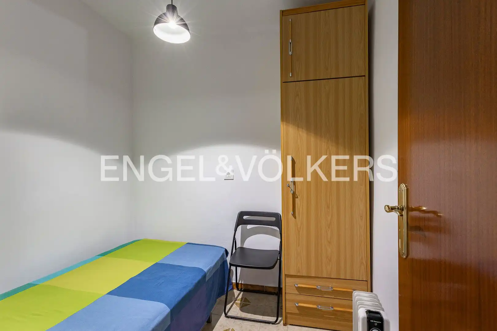 Habitación de Piso en venta en Esplugues de Llobregat con Calefacción y Terraza