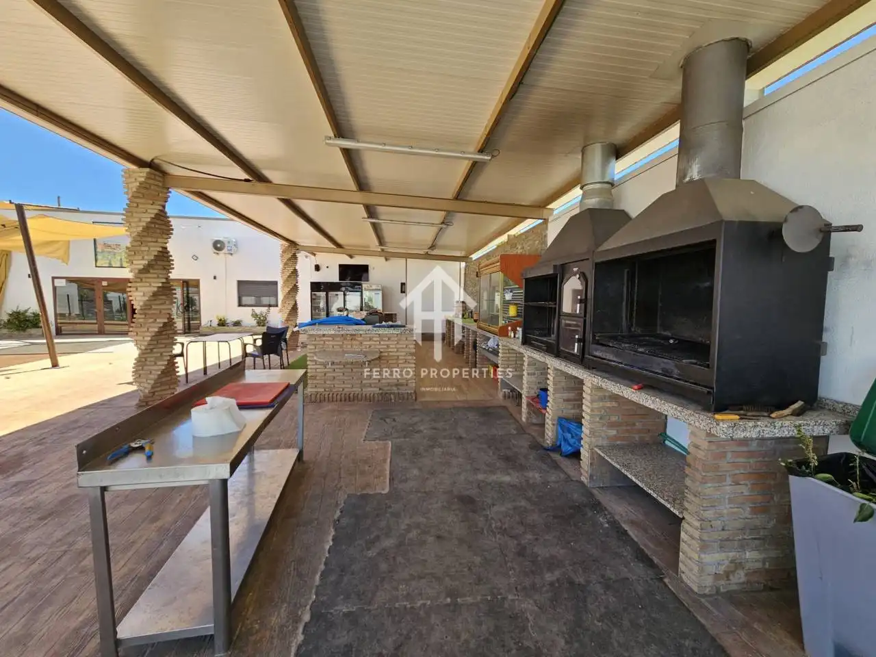 Local en venta en Chimeneas con Aire acondicionado