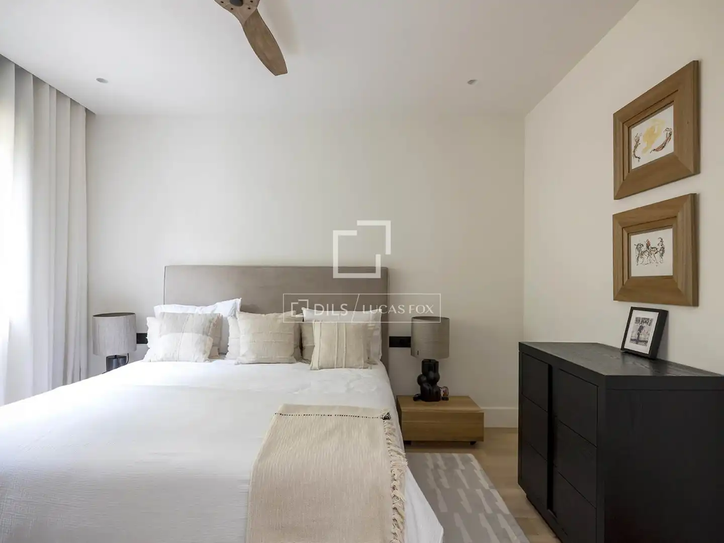 Habitación de Casa o chalet en venta en Barcelona con Aire acondicionado, Calefacción y Jardín privado