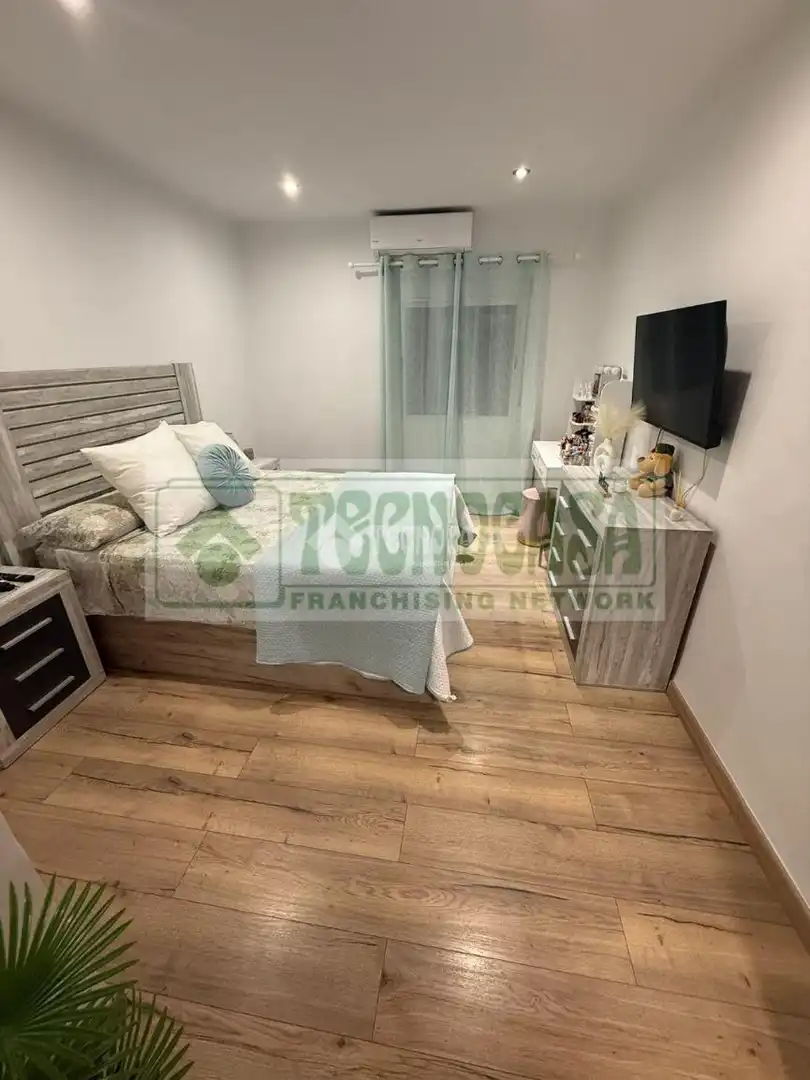 Habitación de Piso en venta en Ronda con Calefacción y Balcón