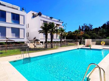 Pis amb piscina en venda a Estrella del Mar