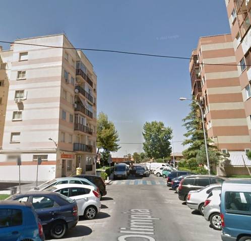 Piso en Venta en Los  Cestos  - Belén - Las Eras