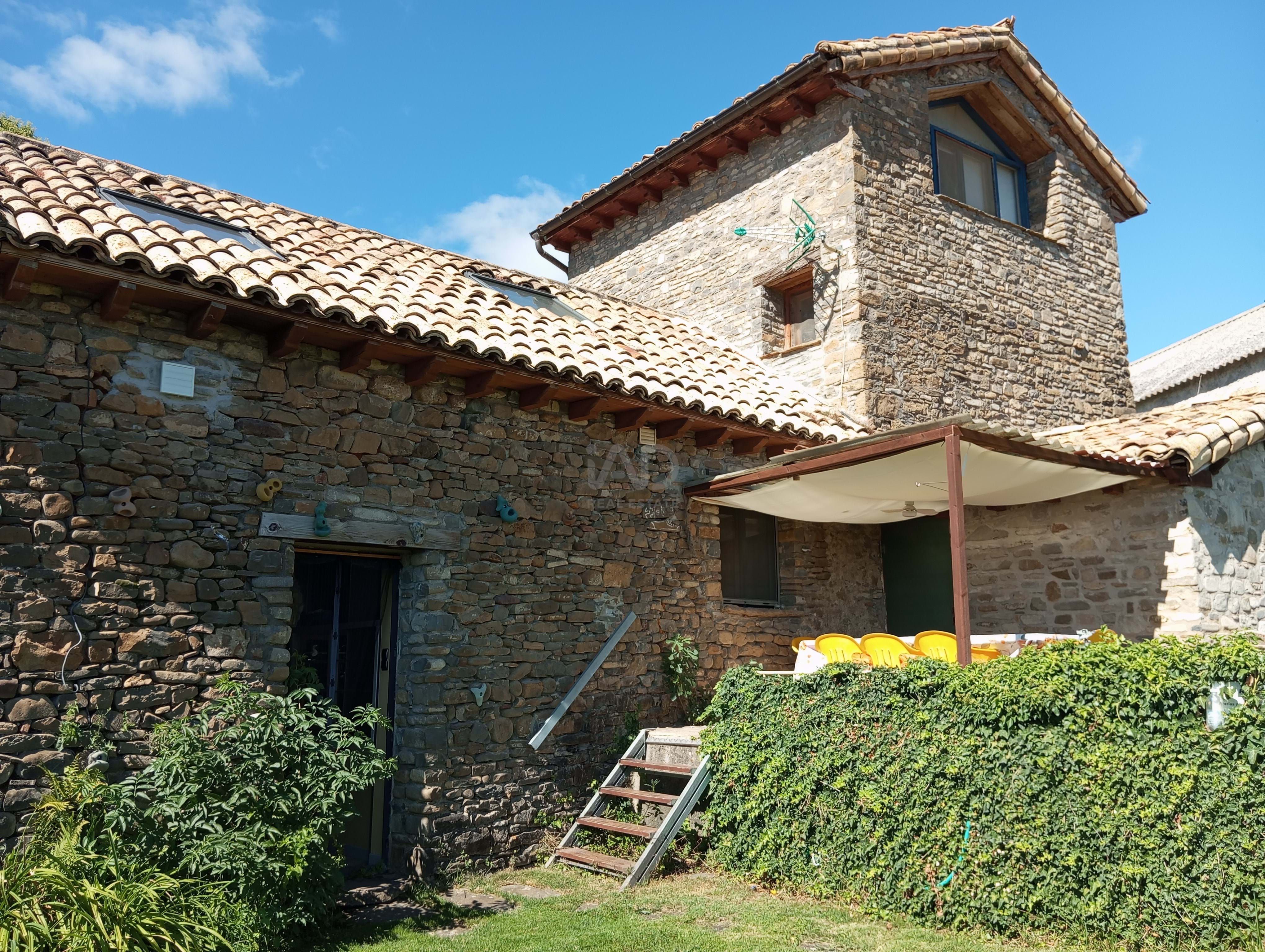 Exterior view of House or chalet for sale in Jaca  with Air Conditioner and Heating