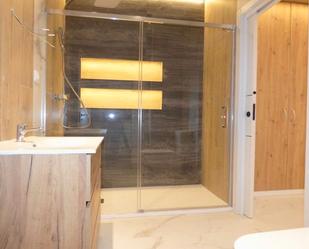 Bathroom of Flat to rent in Alcorcón  with Air Conditioner