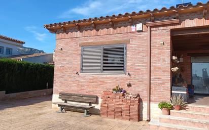 Exterior view of Single-family semi-detached for sale in Vandellòs i l'Hospitalet de l'Infant  with Private garden, Storage room and Furnished