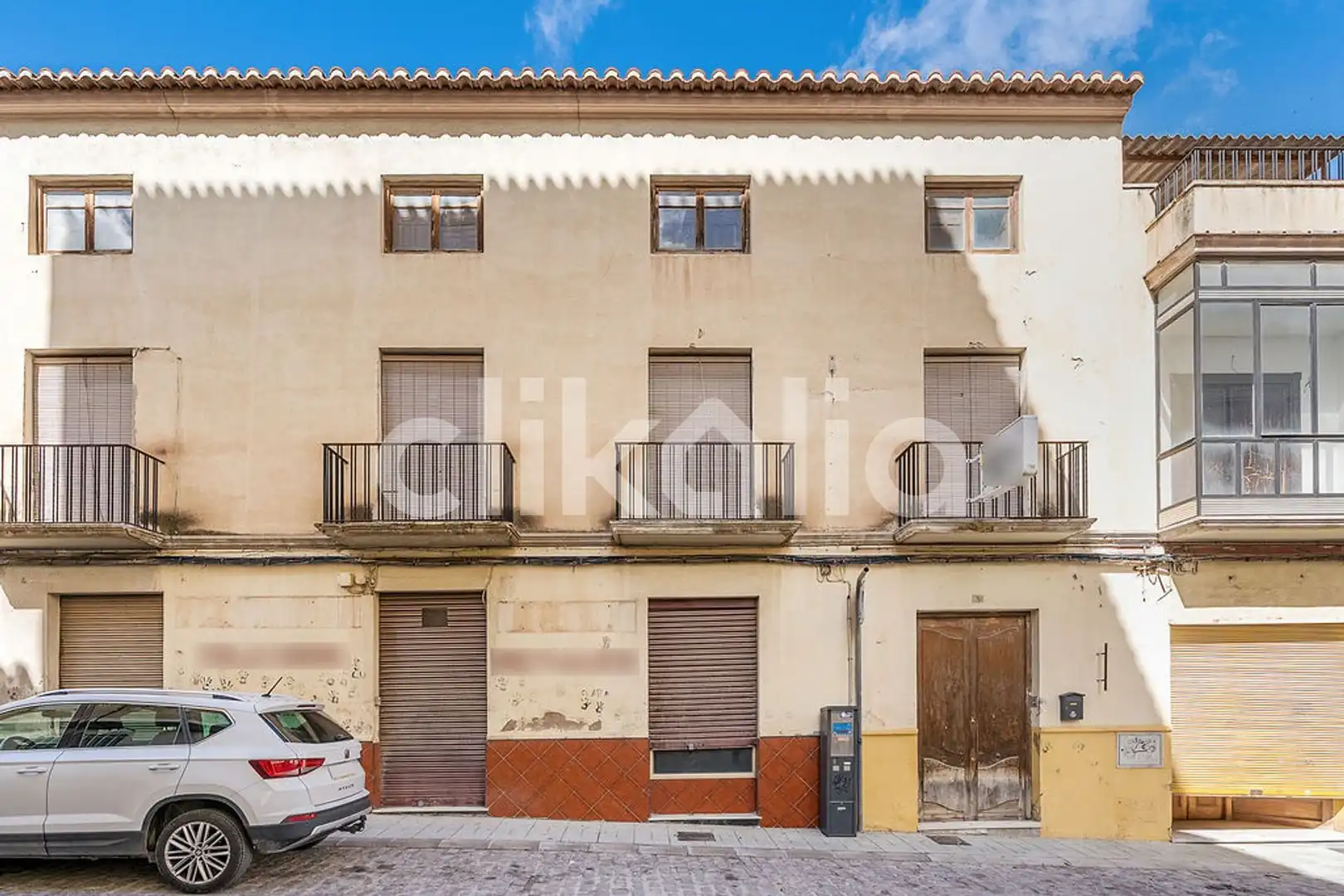 Vista exterior de Casa o xalet en venda en Baza amb Calefacció i Terrassa