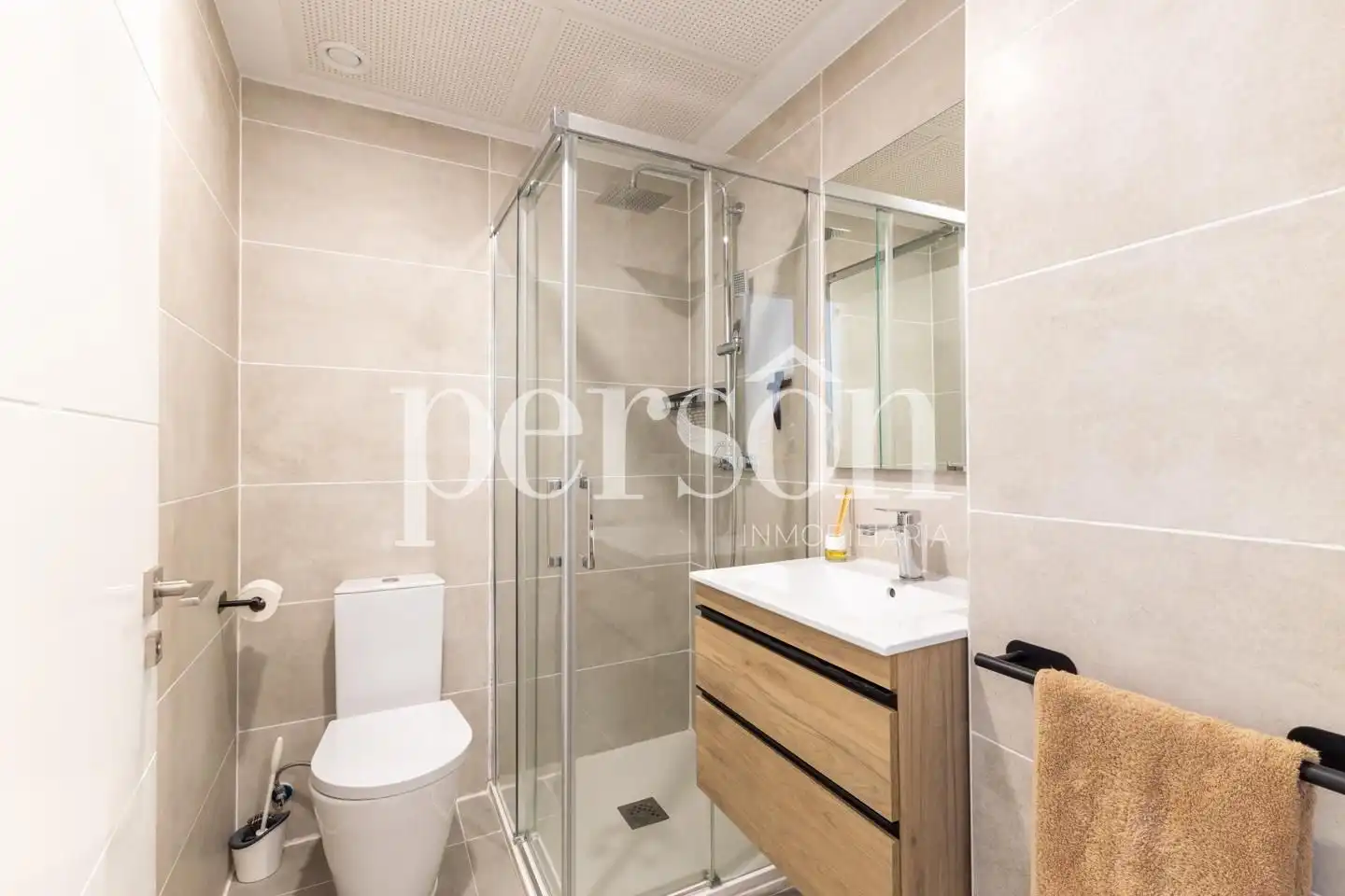 Bathroom of Attic for rent in Valencia  with Air Conditioner, Heating and Terrace