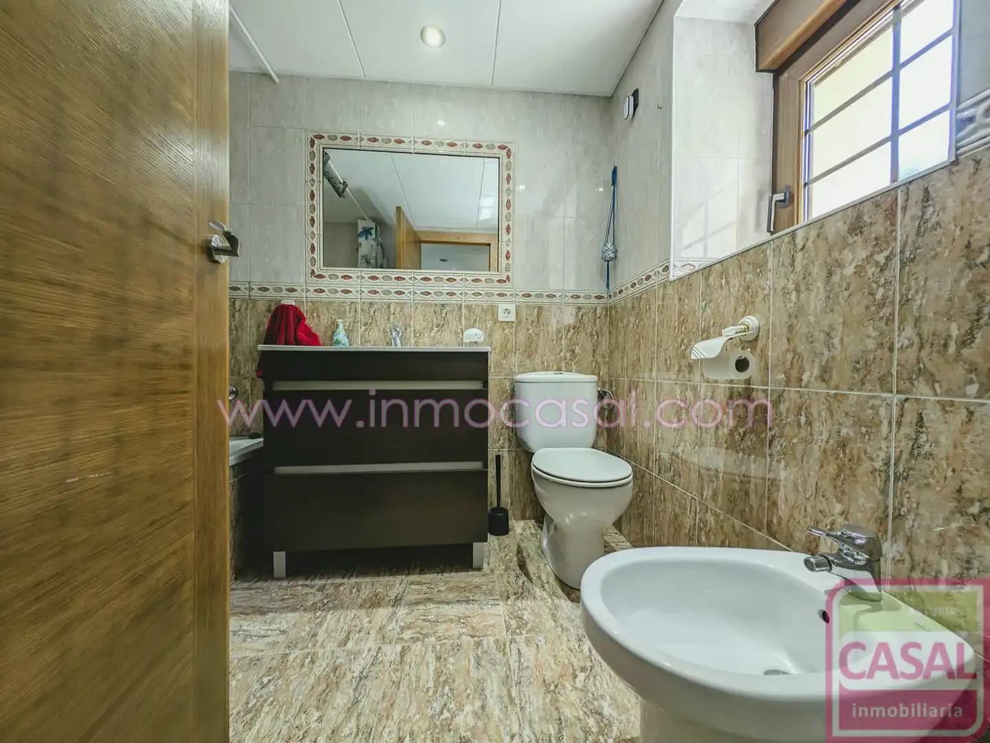 Bathroom of Houses for sale in San Martín del Rey Aurelio  with Heating, Terrace and Storage room