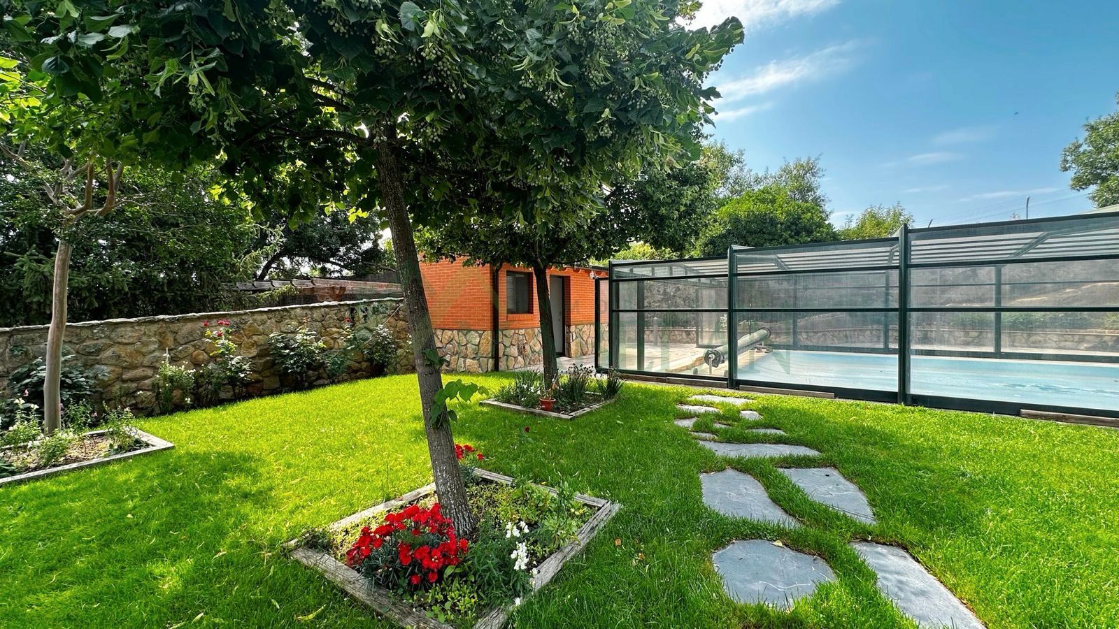 Jardí de Casa o xalet en venda en Galapagar amb Aire condicionat, Calefacció i Jardí privat
