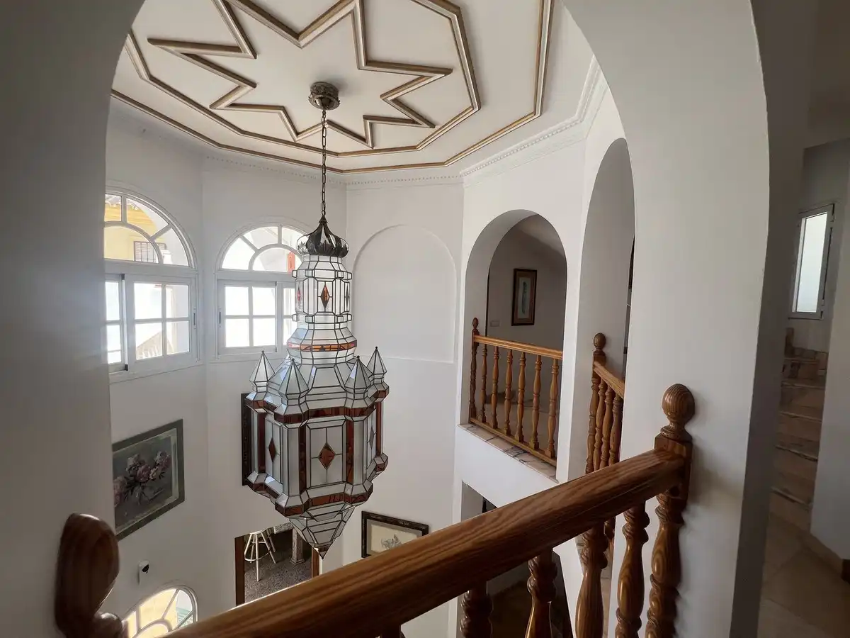 Casa adosada en venda en Marbella amb Terrassa i Alarma
