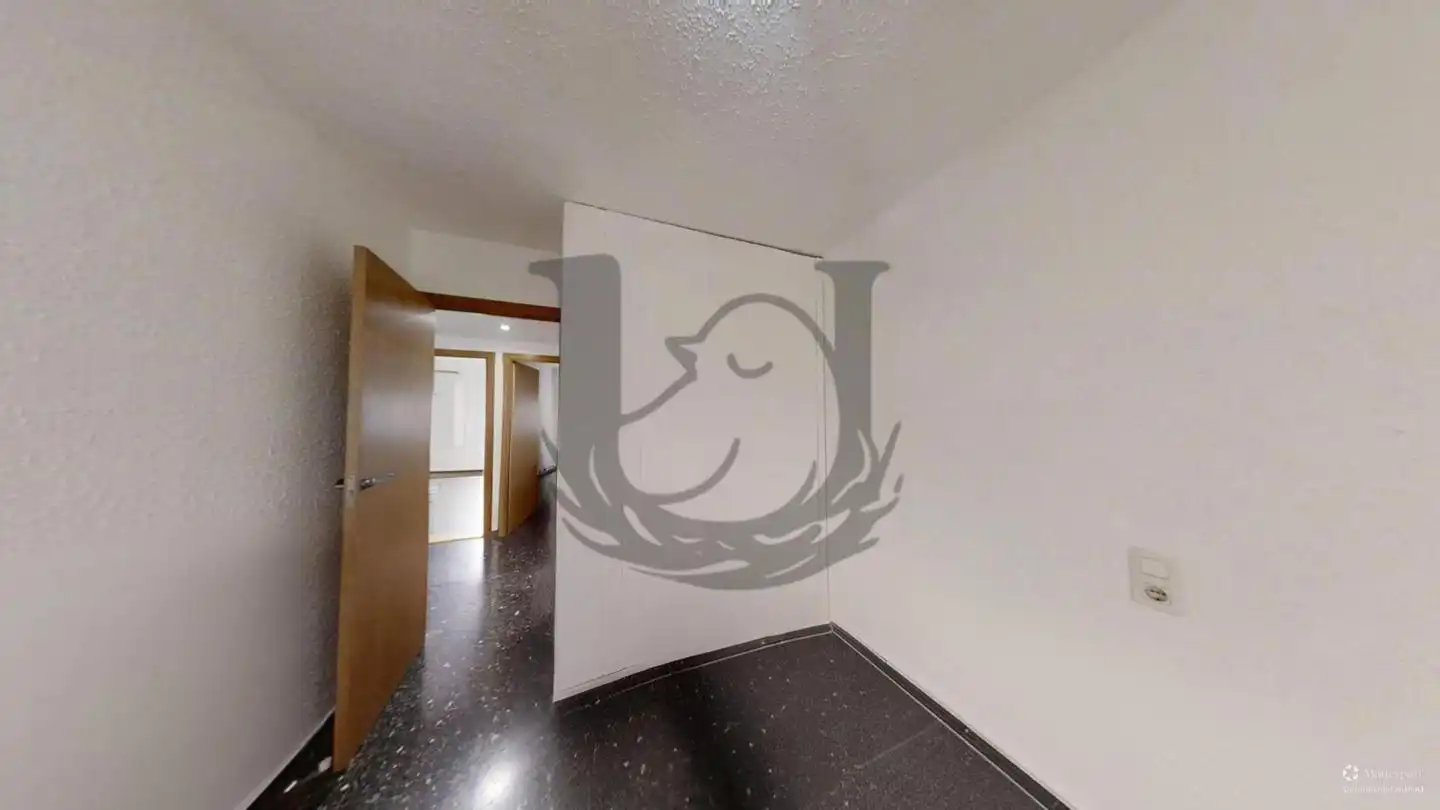 Flat for sale in Silla  with Air Conditioner and Terrace