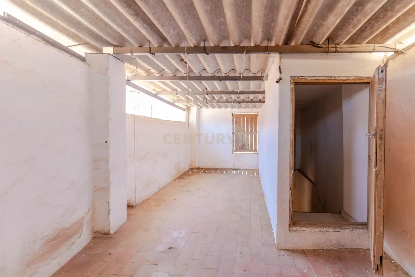 Casa adosada en venda en Lanjarón