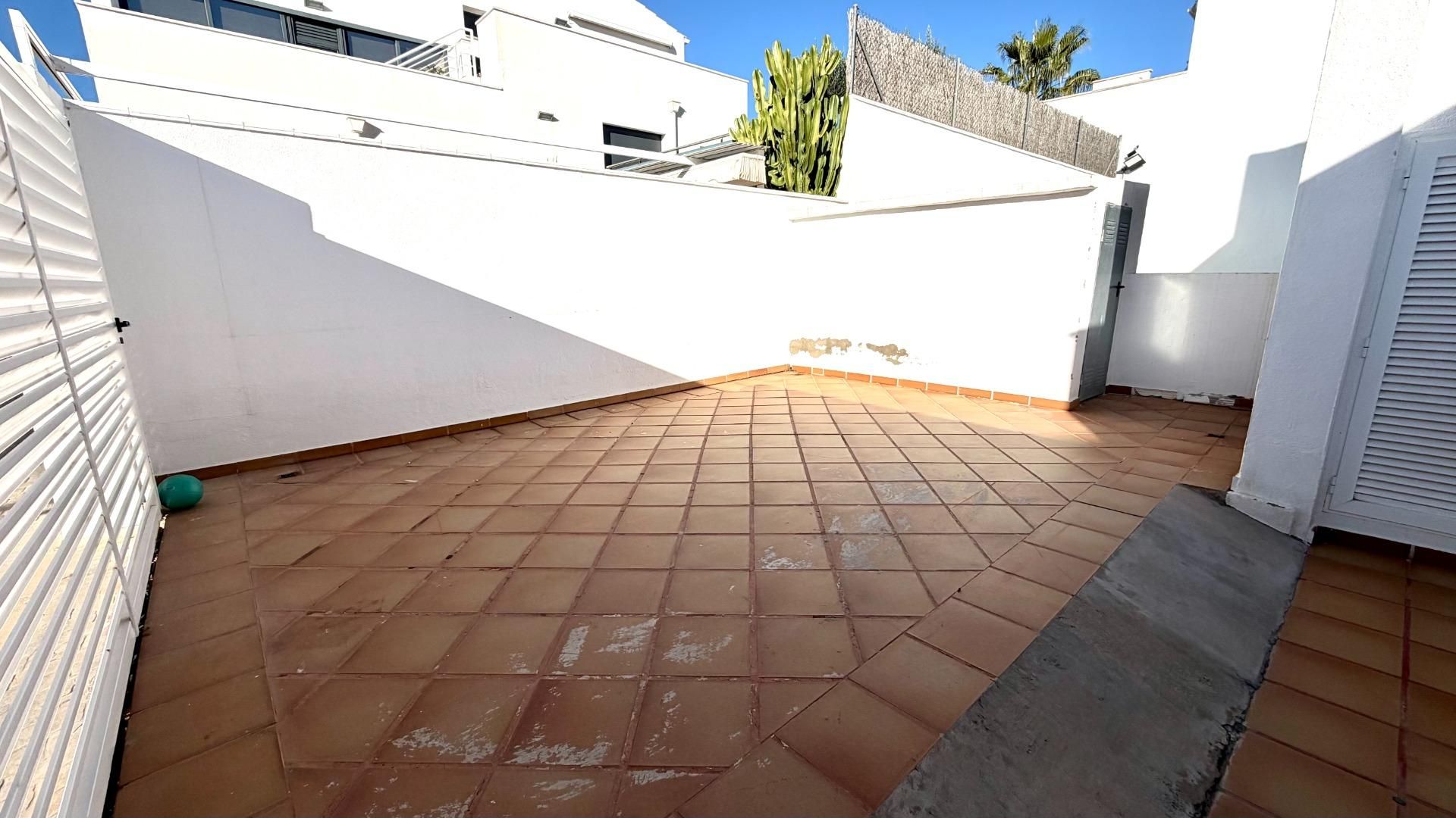 Terrassa de Casa o xalet en venda en Calafell amb Aire condicionat, Jardí privat i Parquet