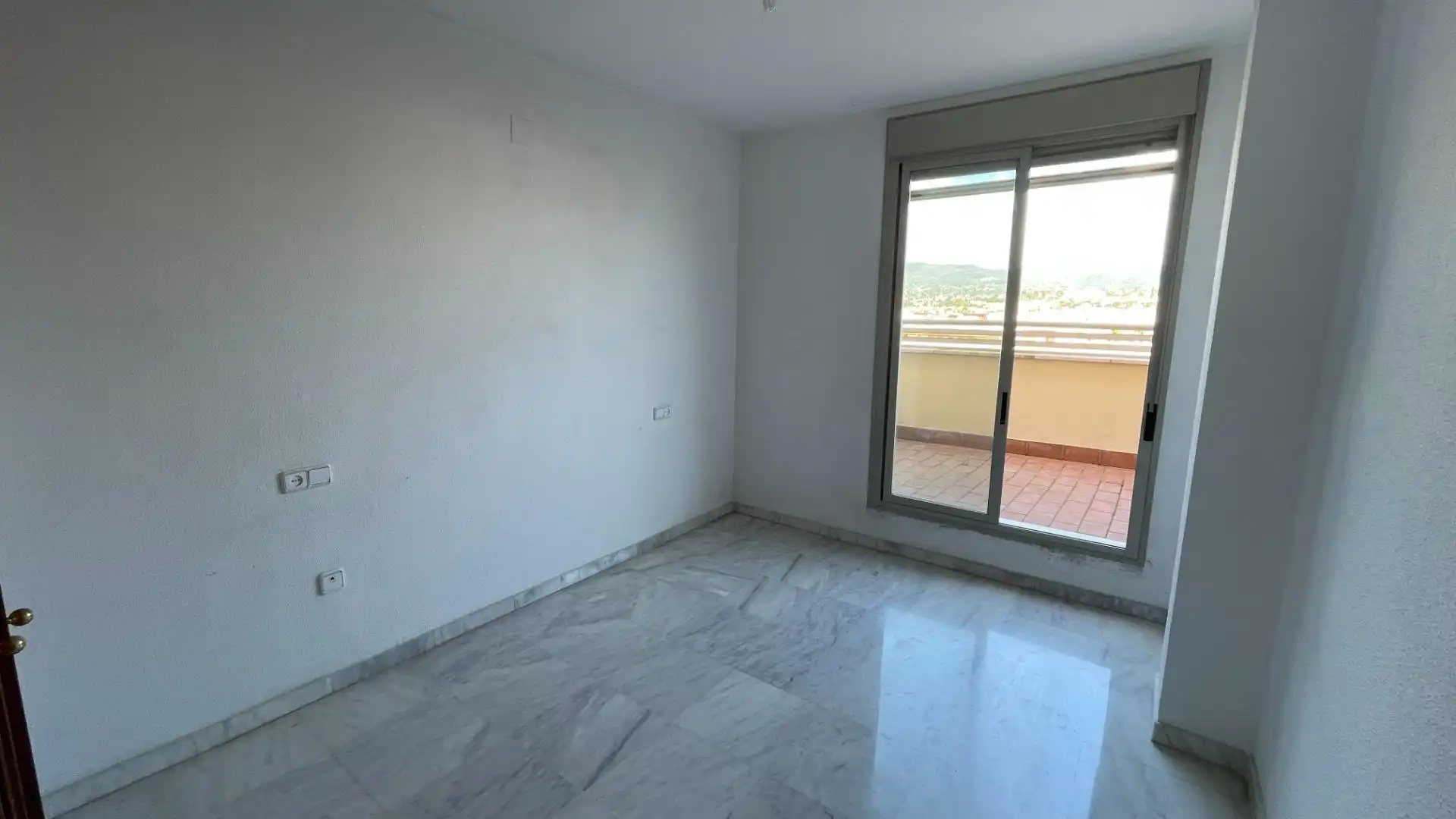 Schlafzimmer von Wohnung zum Verkauf in Córdoba mit Klimaanlage und Terrasse