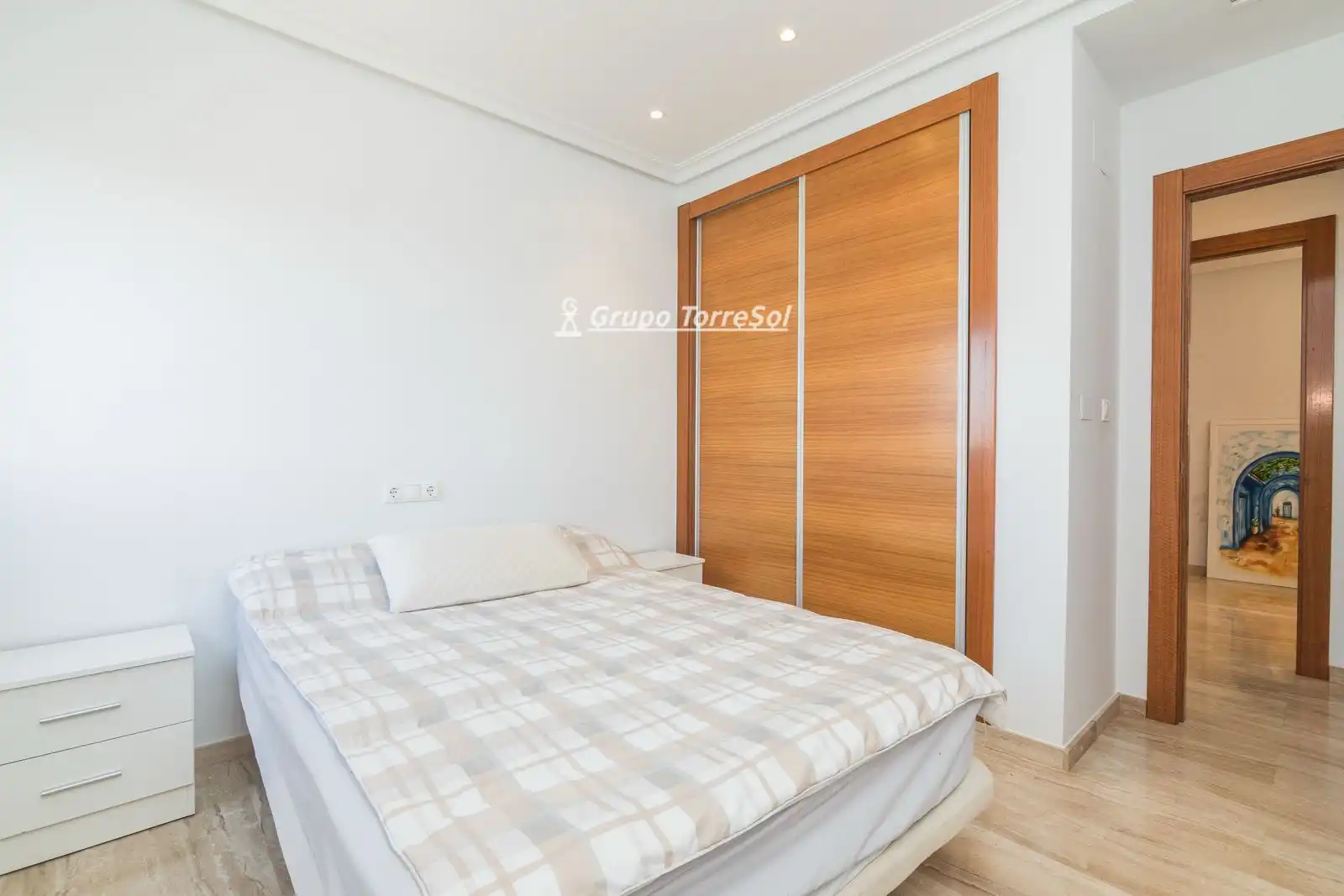 Ático de alquiler en Dolores, El Raval - Portes Encarnades