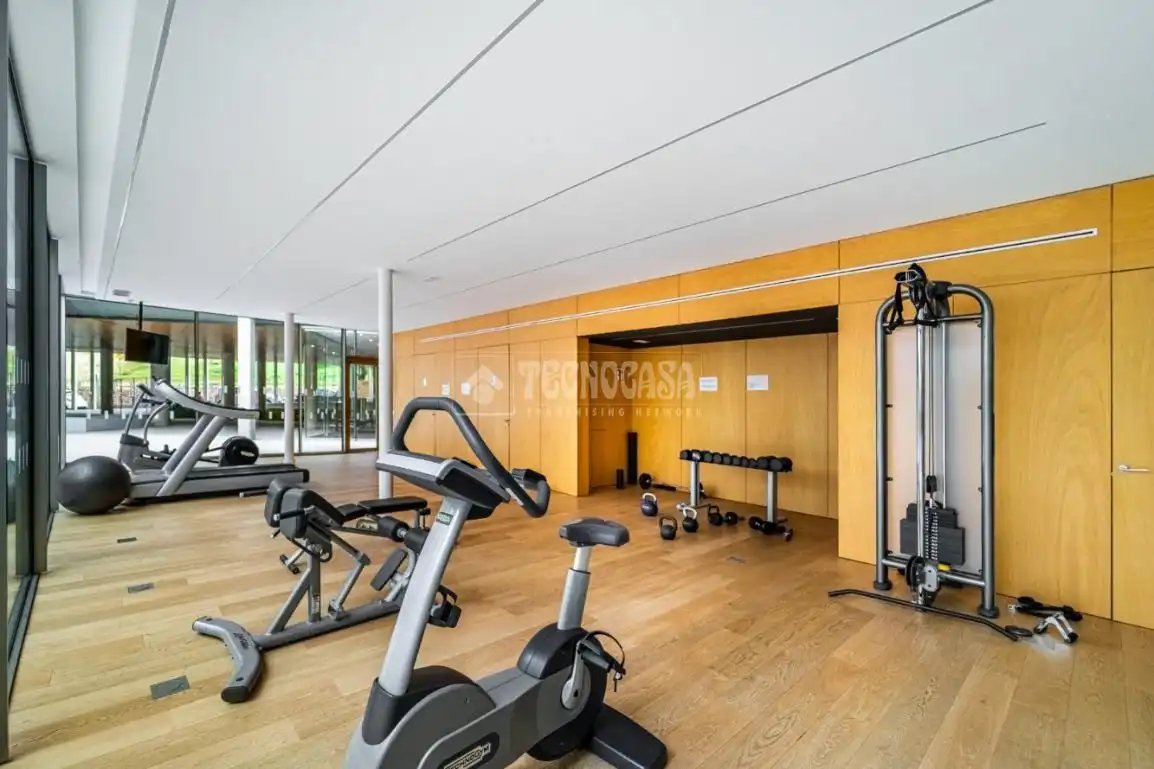 Study for rent in Madrid  with Air Conditioner, Heating and Terrace
