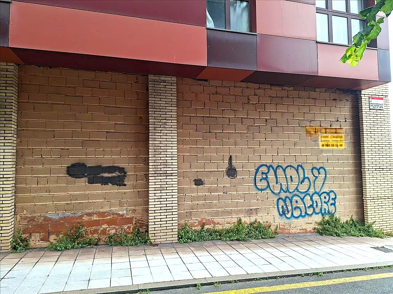 Außenansicht von Geschaftsraum zum Verkauf in Gijón 