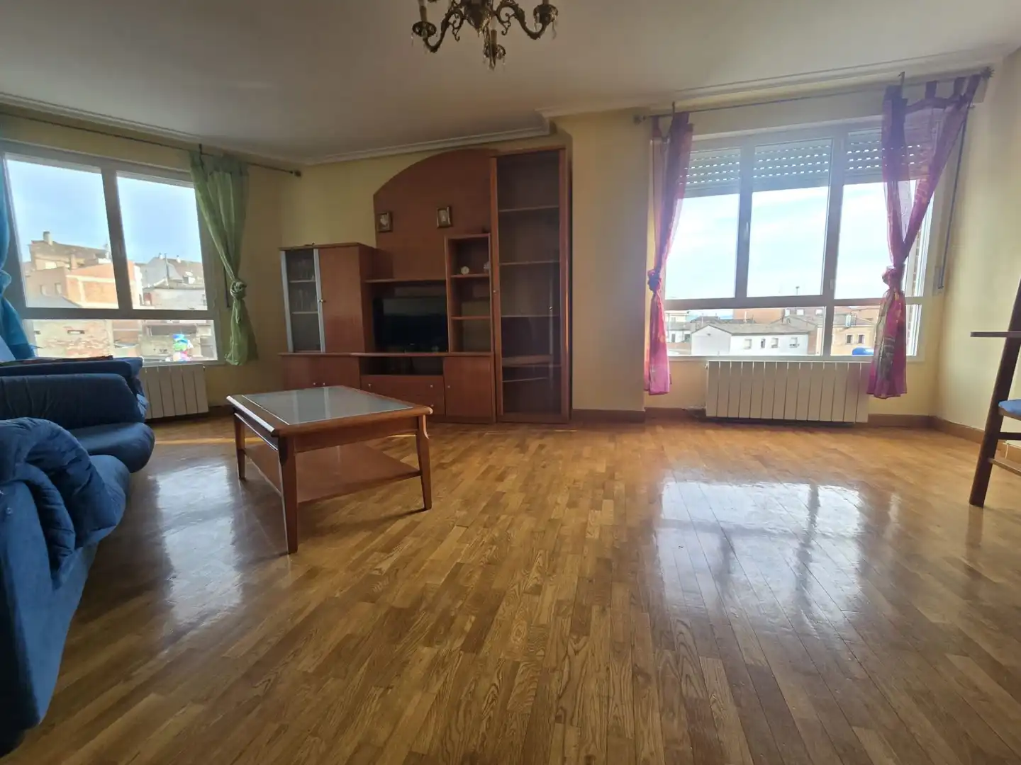 Sala de estar de Dúplex en venta en Villamediana de Iregua con Calefacción y Amueblado