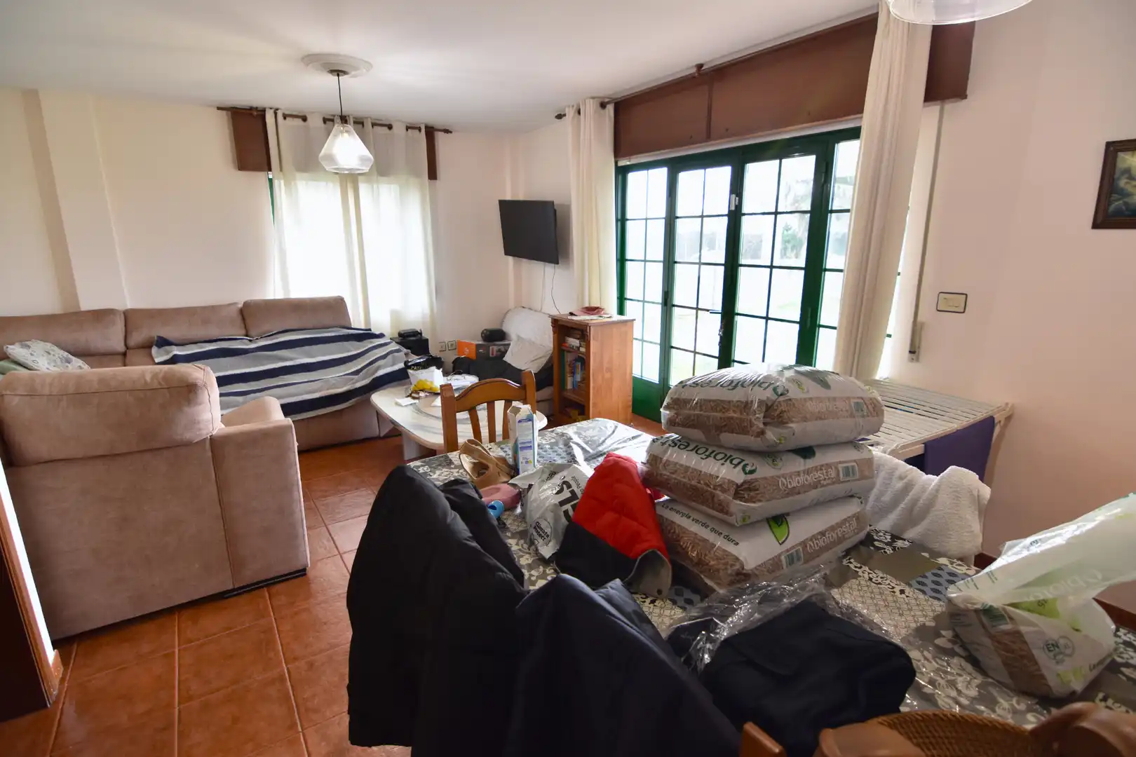 Sala de estar de Casa o chalet en venta en Pontedeume con Calefacción, Jardín privado y Parquet
