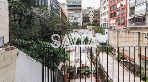 Exclusiva Oportunidad de Reforma en el Corazón del Eixample Piso con Patio Privado y ascensor, image 4