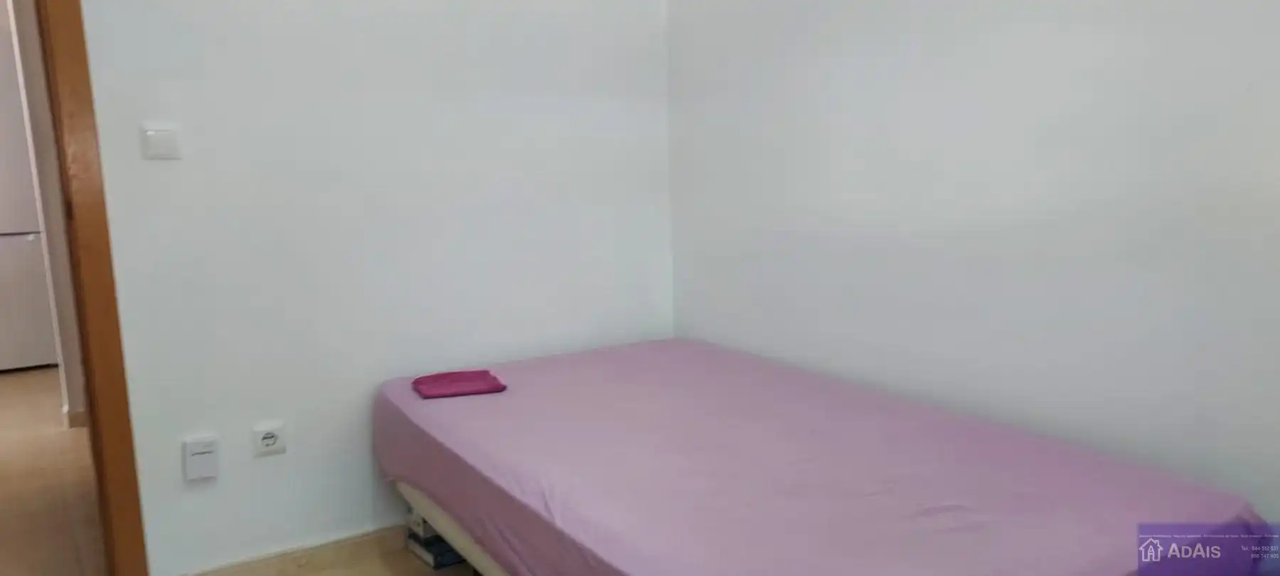 Dormitori de Pis en venda en Gandia amb Calefacció, Moblat i Balcó