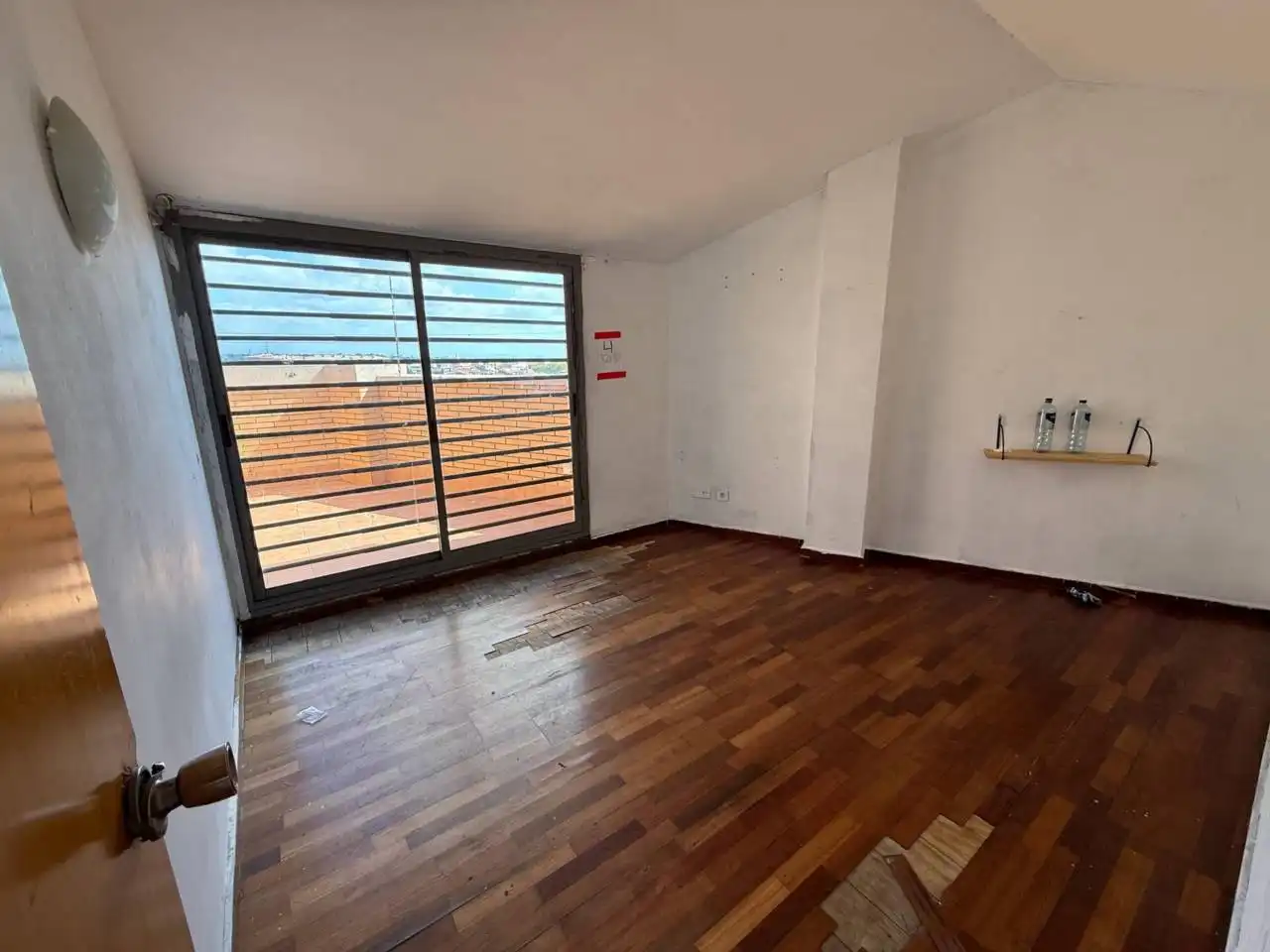 Flat for sale in Terrassa  with Air Conditioner, Parquet flooring and Terrace