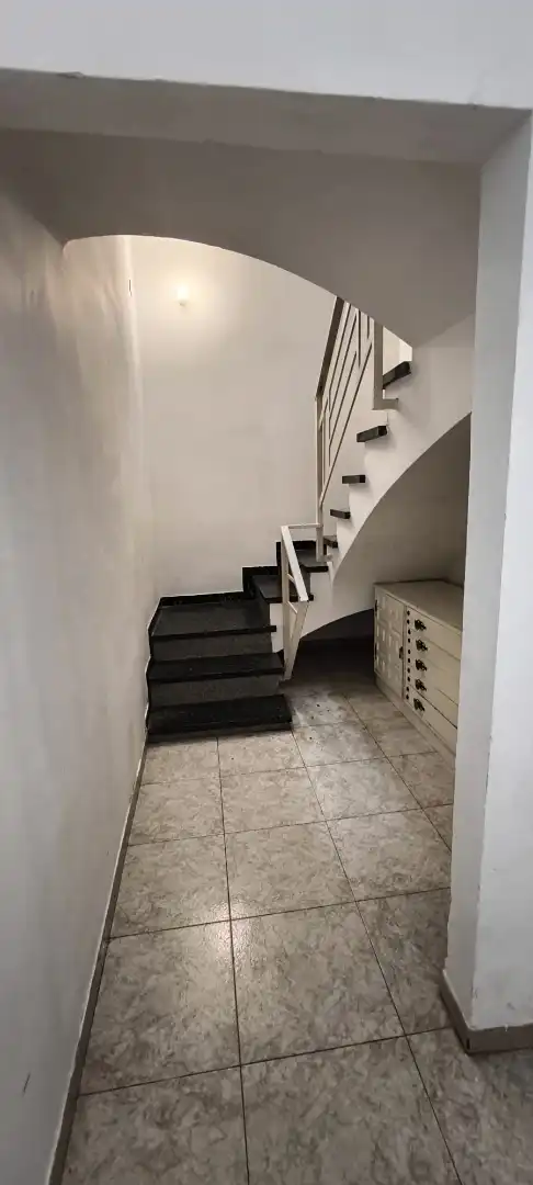 Casa bifamiliare con terrazza in vendita a Carrer Doctor Marañón, imagen 2