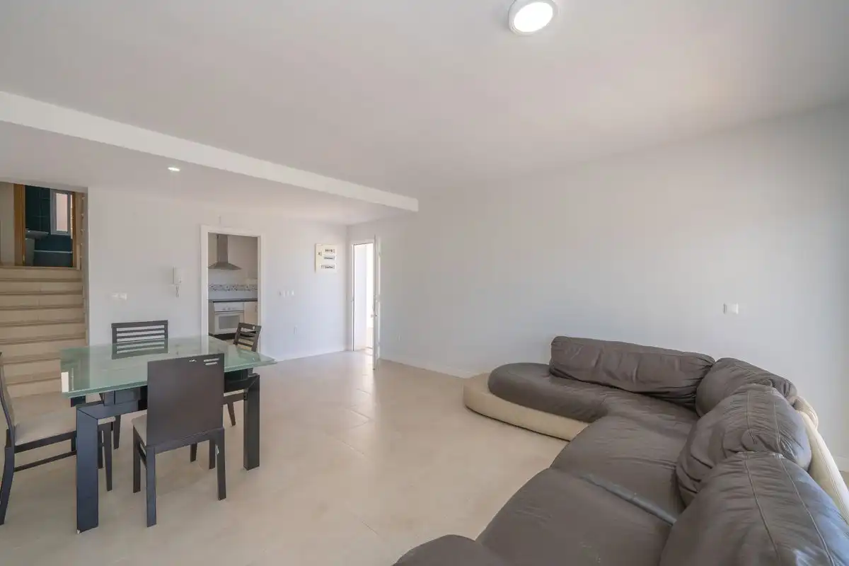 Casa pareada con terraza en venta en Carrer d'Oriola, imagen 11