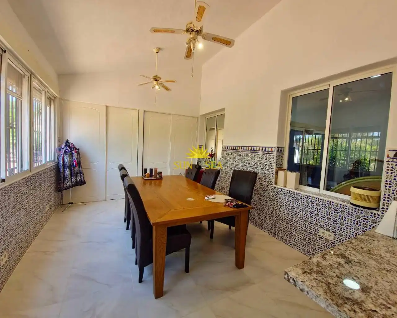 Comedor de Casa o chalet en venta en Crevillent con Aire acondicionado, Calefacción y Jardín privado