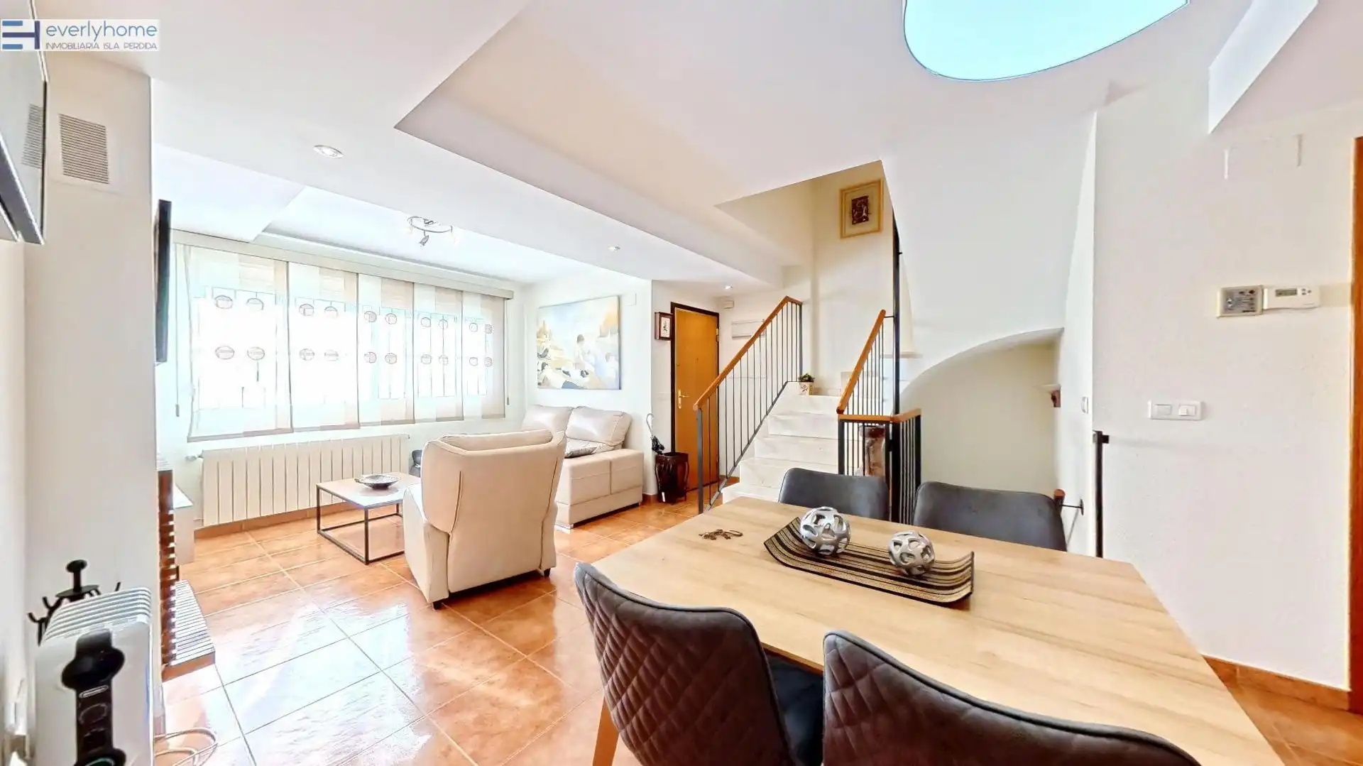 Casa adosada en venda