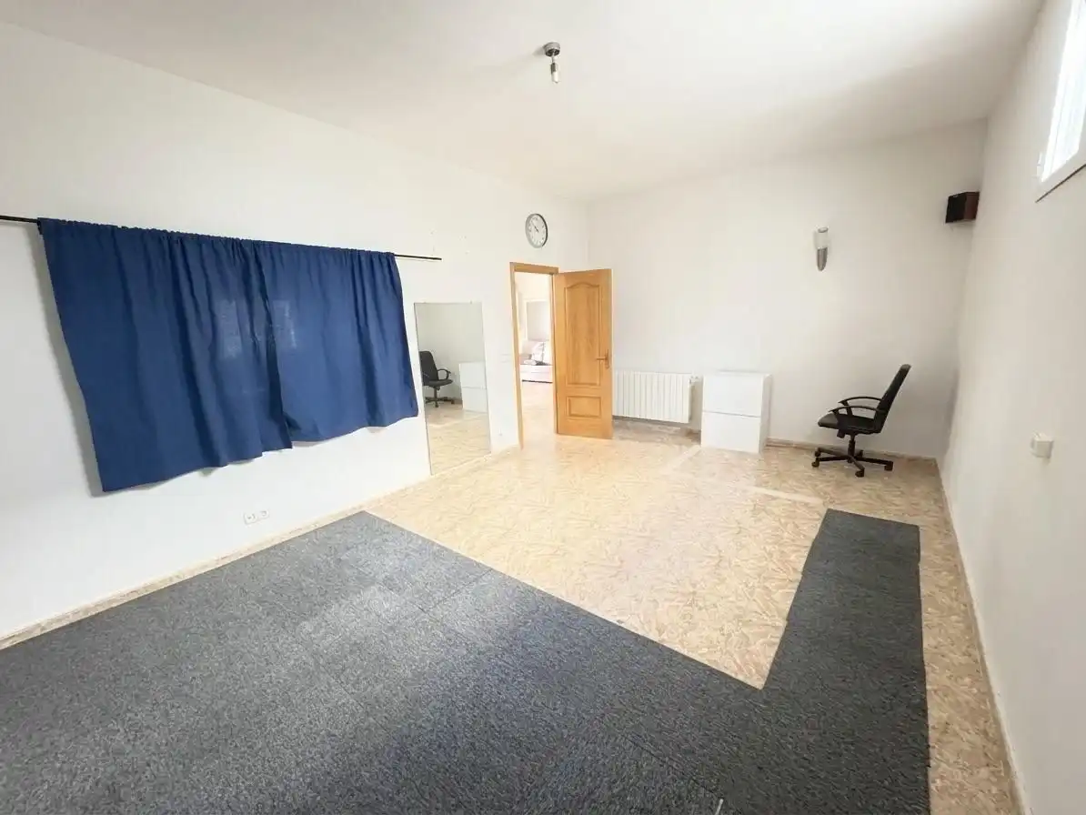 Houses for sale in Sevilla la Nueva  with Air Conditioner, Heating and Private garden