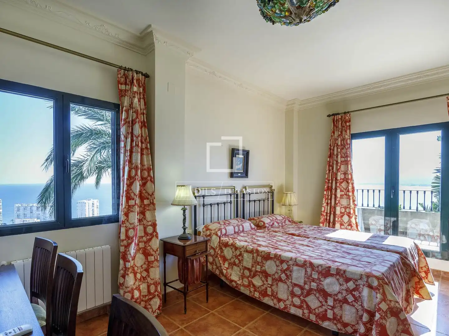 Habitación de Casa o chalet en venta en Cullera con Aire acondicionado, Jardín privado y Piscina