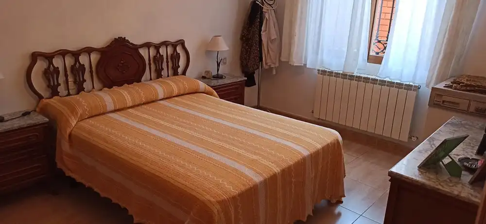 Bedroom of Houses for sale in Navalpino  with Heating and Terrace