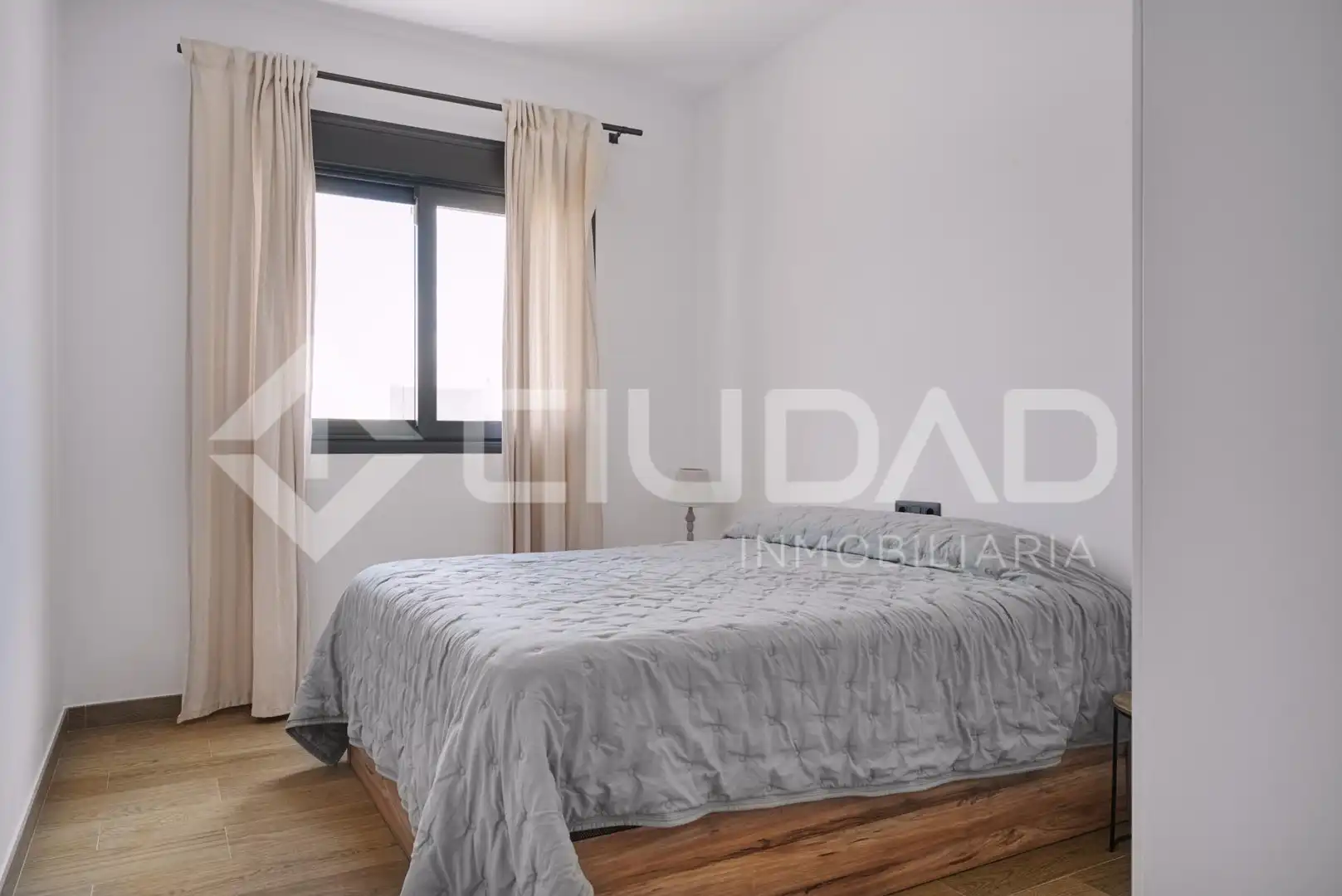 Dormitori de Casa o xalet en venda en Alcalá de Guadaira
