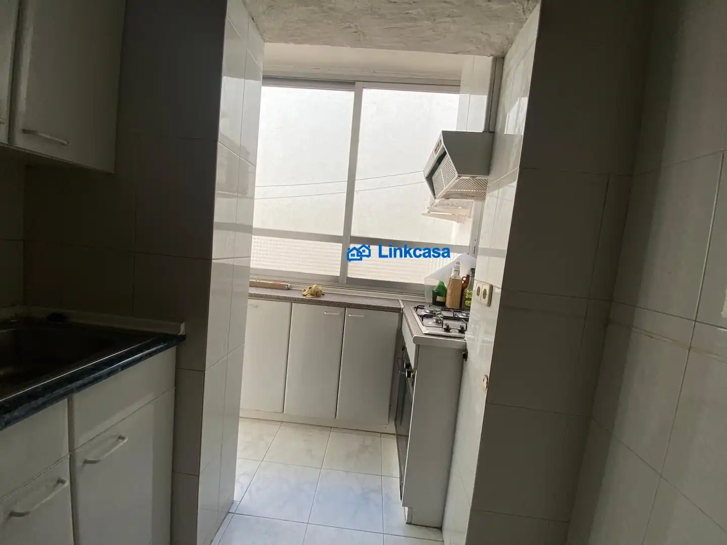 Cuina de Pis en venda en Madrid amb Calefacció, Parquet i Terrassa