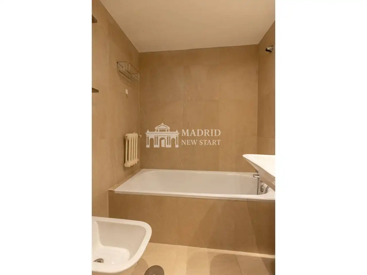 Flat with terrace to rent in Calle Fortuny, imagen 21