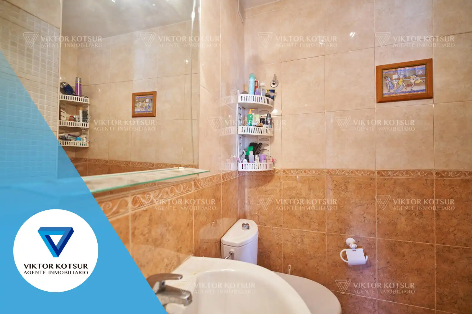 Bathroom of Apartments for sale in Roquetas de Mar  with Air Conditioner, Alarm and Community pool