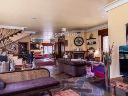 Living room of House or chalet for sale in El Espinar  with Air Conditioner