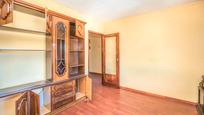 Bedroom of Flat for sale in Las Navas del Marqués   with Parquet flooring