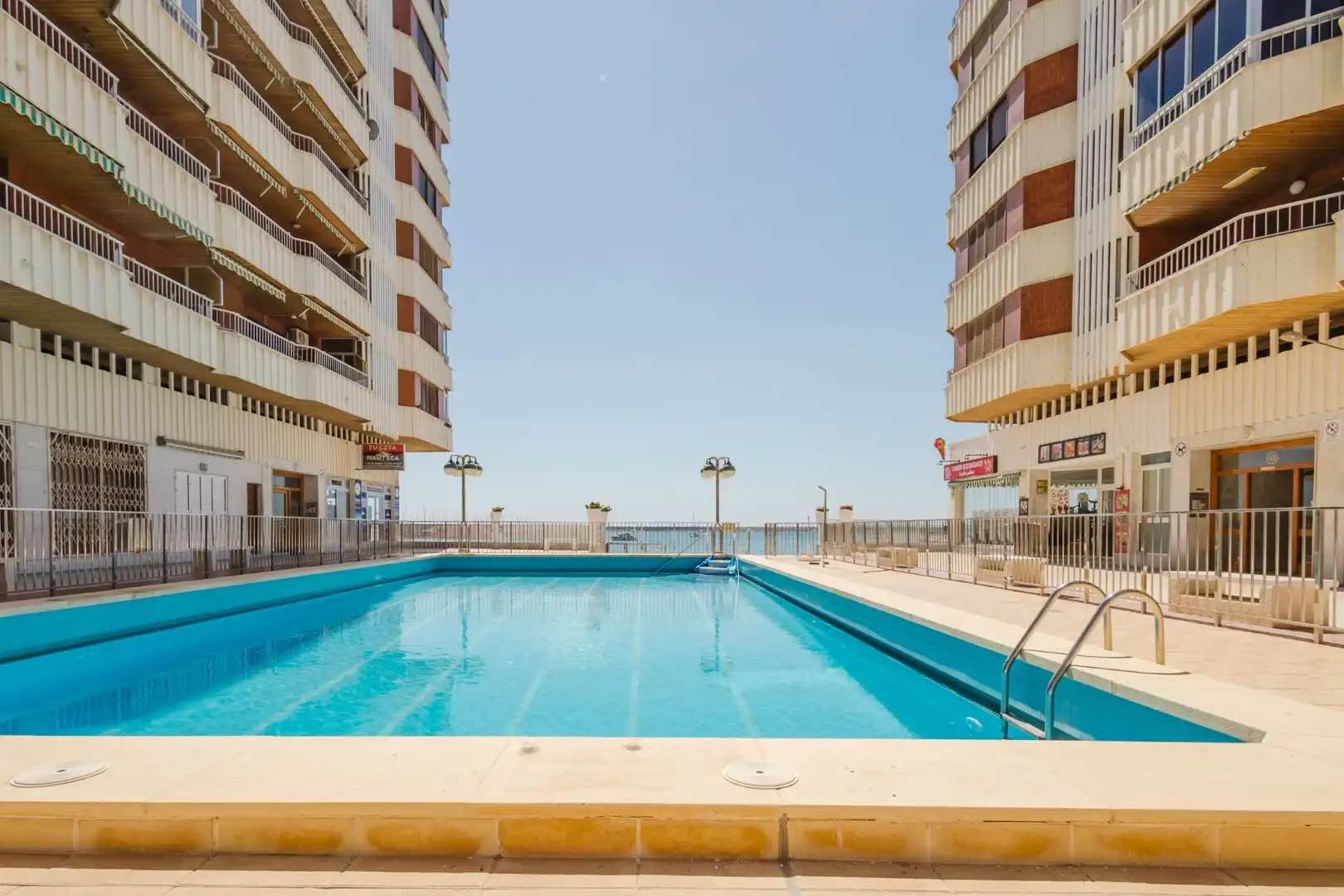 Apartment with pool for sale in Gregorio marañon 41, imagen 5