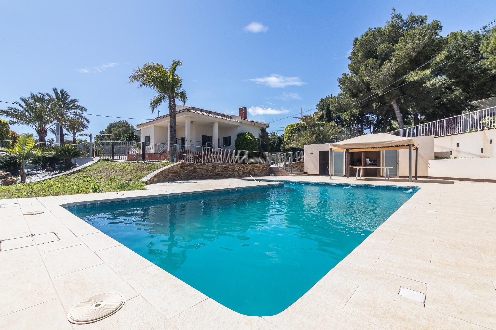 Piscina de Casa o xalet en venda en Elche / Elx amb Aire condicionat, Jardí privat i Terrassa
