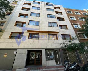 Exterior view of Planta baja for sale in  Madrid Capital